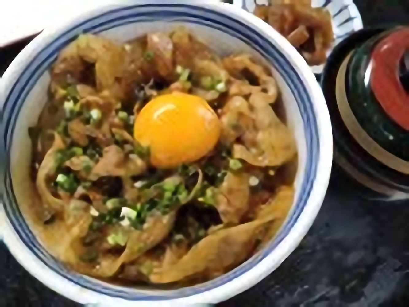 豚月見丼<br>1,078円